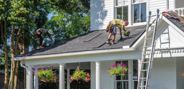 Best Flat Roofing  in Middlefield, OH